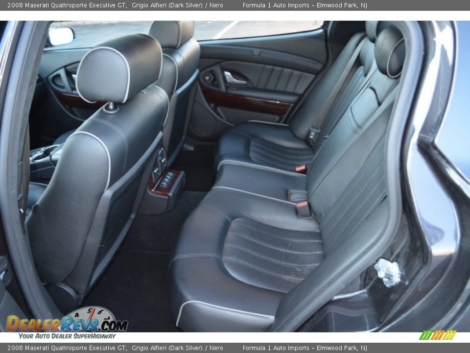 2008 Maserati Quattroporte Executive GT Grigio Alfieri (Dark Silver) / Nero Photo #12