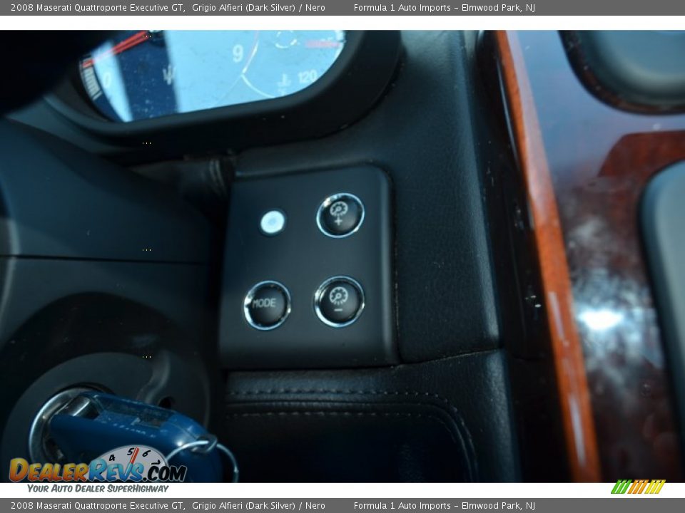 2008 Maserati Quattroporte Executive GT Grigio Alfieri (Dark Silver) / Nero Photo #22