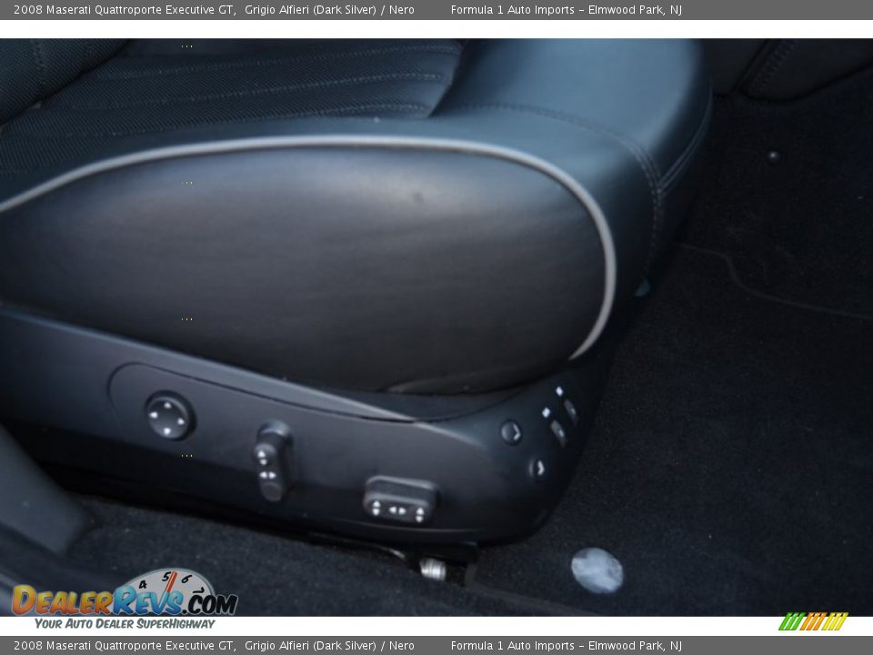 2008 Maserati Quattroporte Executive GT Grigio Alfieri (Dark Silver) / Nero Photo #28