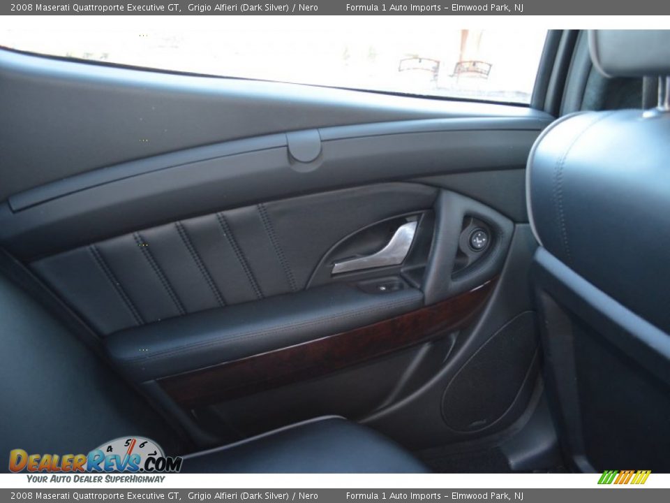 2008 Maserati Quattroporte Executive GT Grigio Alfieri (Dark Silver) / Nero Photo #32