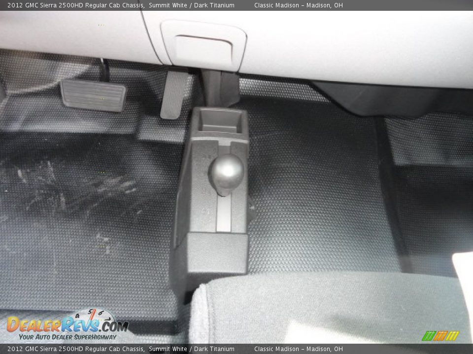 2012 GMC Sierra 2500HD Regular Cab Chassis Summit White / Dark Titanium Photo #8