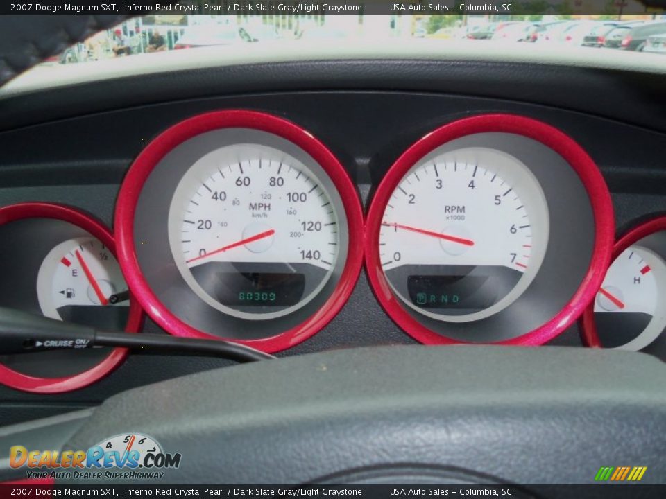 2007 Dodge Magnum SXT Inferno Red Crystal Pearl / Dark Slate Gray/Light Graystone Photo #11