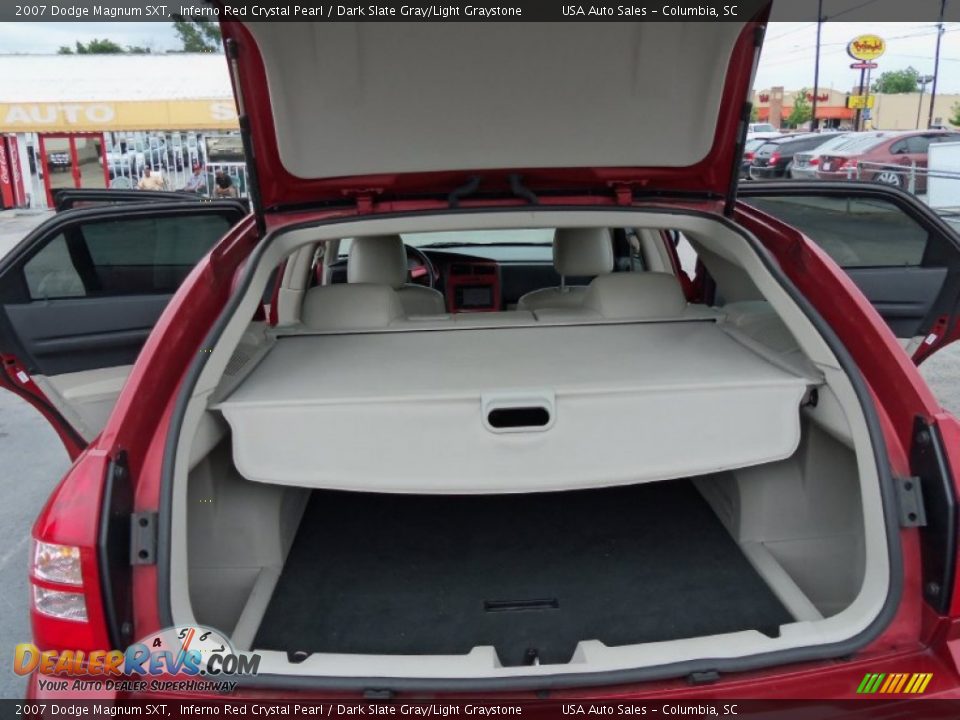 2007 Dodge Magnum SXT Inferno Red Crystal Pearl / Dark Slate Gray/Light Graystone Photo #24