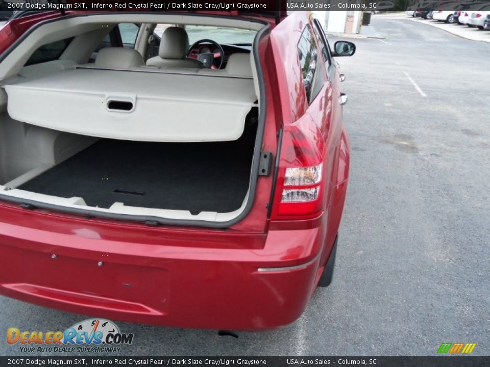 2007 Dodge Magnum SXT Inferno Red Crystal Pearl / Dark Slate Gray/Light Graystone Photo #26