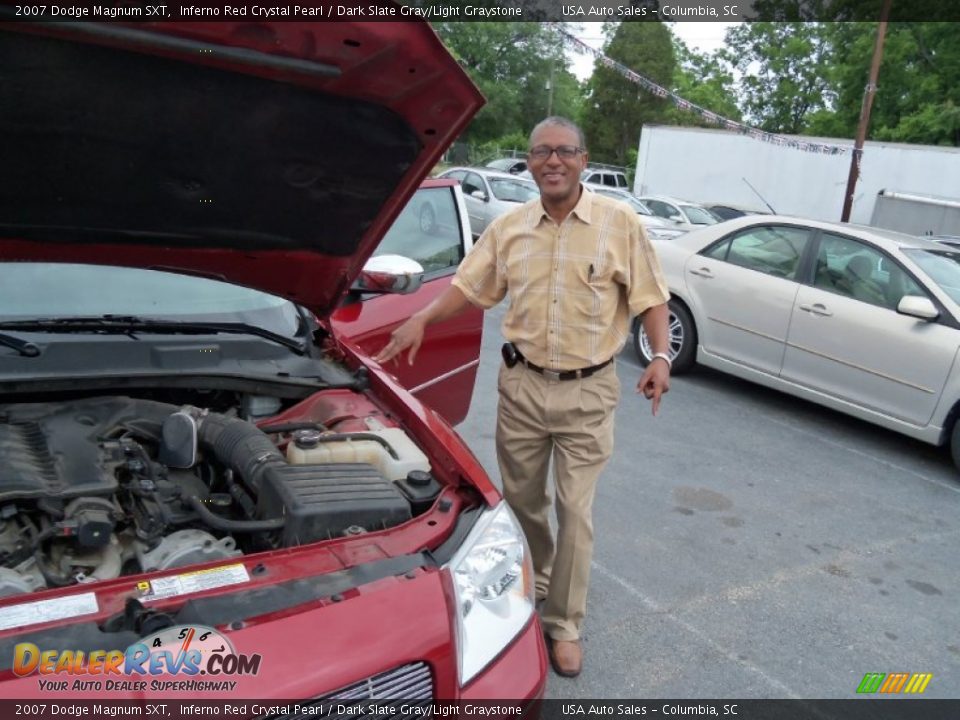 2007 Dodge Magnum SXT Inferno Red Crystal Pearl / Dark Slate Gray/Light Graystone Photo #29