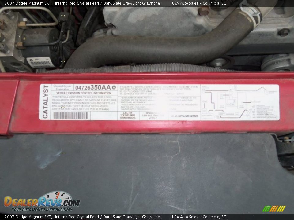 2007 Dodge Magnum SXT Inferno Red Crystal Pearl / Dark Slate Gray/Light Graystone Photo #30