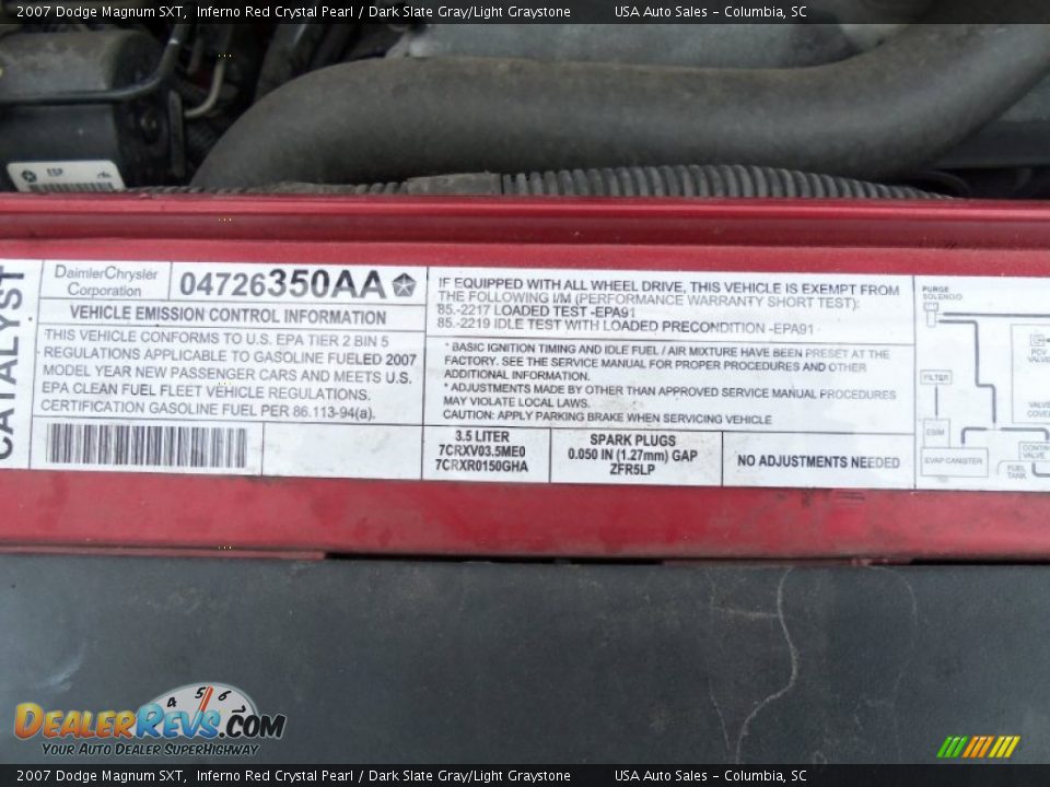 2007 Dodge Magnum SXT Inferno Red Crystal Pearl / Dark Slate Gray/Light Graystone Photo #31