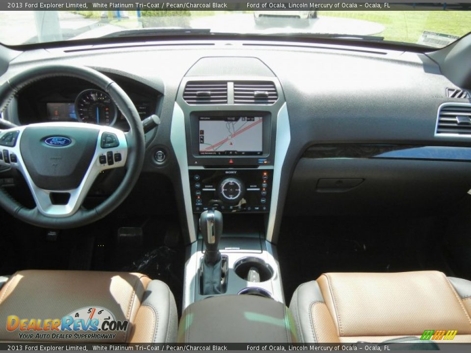 Dashboard of 2013 Ford Explorer Limited Photo #9