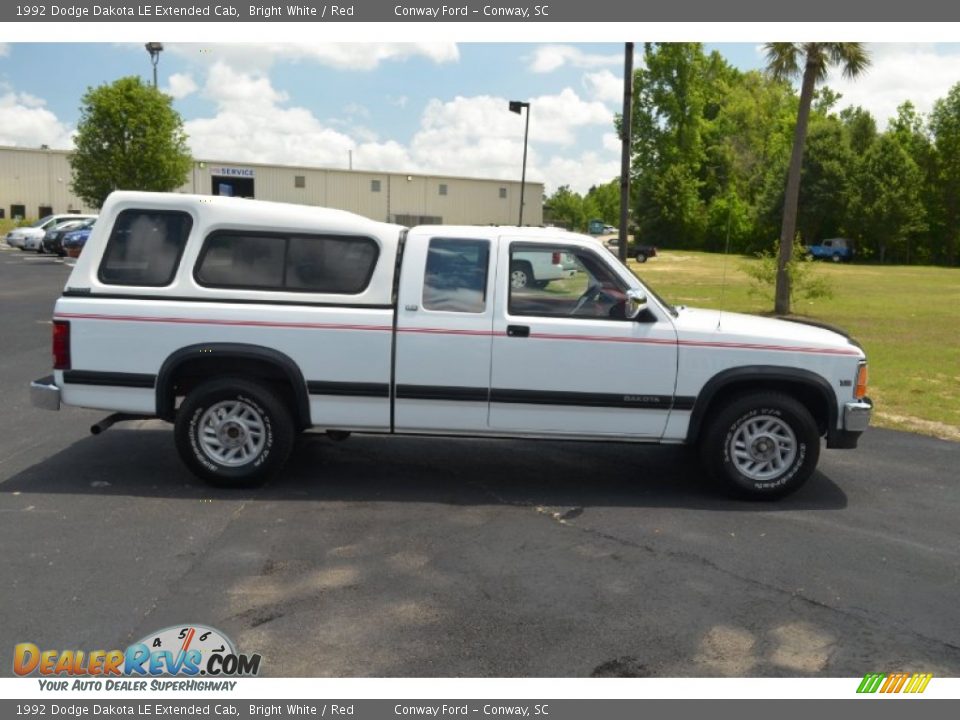 1992 Dodge Dakota LE Extended Cab Bright White / Red Photo #4