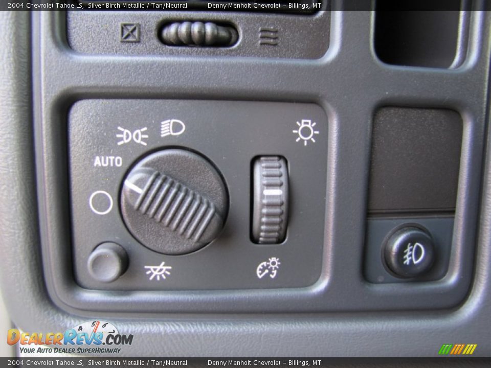 2004 Chevrolet Tahoe LS Silver Birch Metallic / Tan/Neutral Photo #14