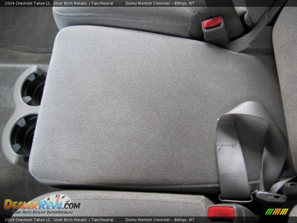 2004 Chevrolet Tahoe LS Silver Birch Metallic / Tan/Neutral Photo #20