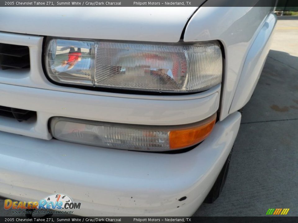 2005 Chevrolet Tahoe Z71 Summit White / Gray/Dark Charcoal Photo #10