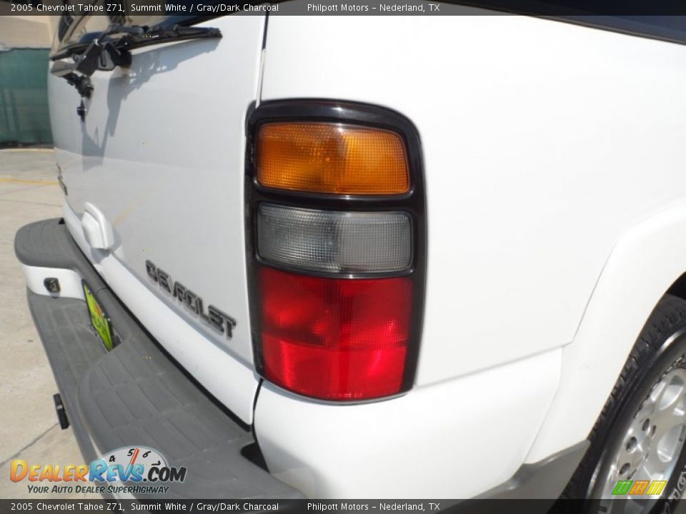 2005 Chevrolet Tahoe Z71 Summit White / Gray/Dark Charcoal Photo #19