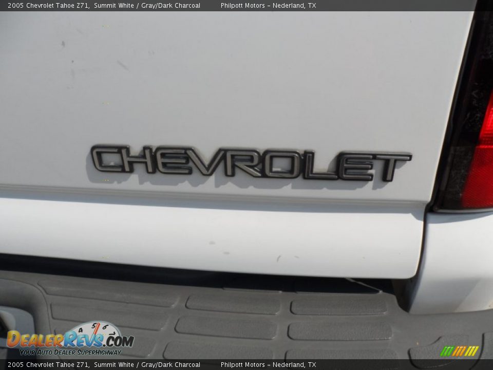 2005 Chevrolet Tahoe Z71 Summit White / Gray/Dark Charcoal Photo #20