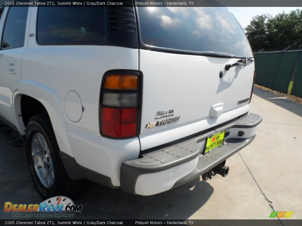 2005 Chevrolet Tahoe Z71 Summit White / Gray/Dark Charcoal Photo #22