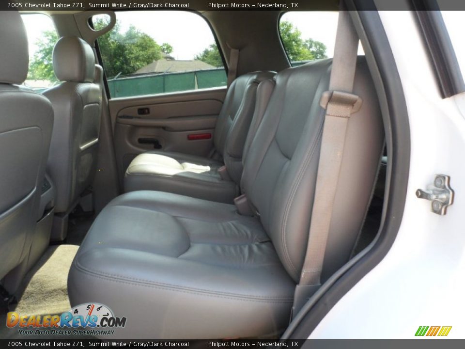 2005 Chevrolet Tahoe Z71 Summit White / Gray/Dark Charcoal Photo #33