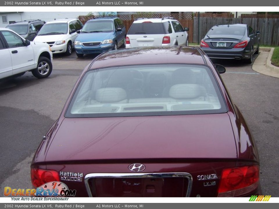 2002 Hyundai Sonata LX V6 Ruby Red / Beige Photo #5