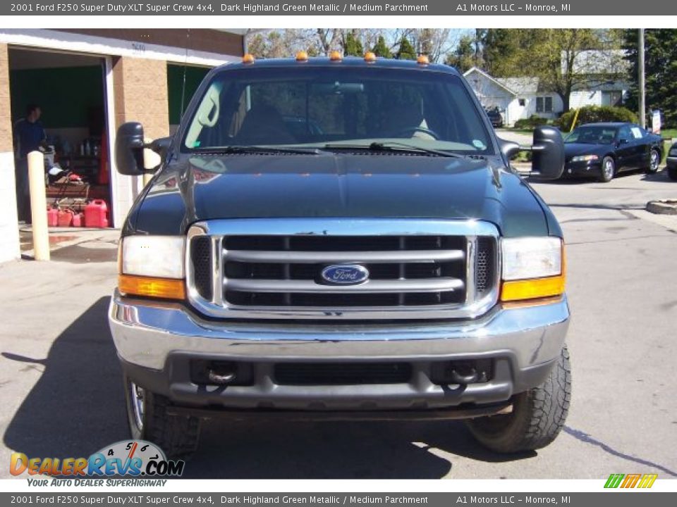 2001 Ford F250 Super Duty XLT Super Crew 4x4 Dark Highland Green Metallic / Medium Parchment Photo #7