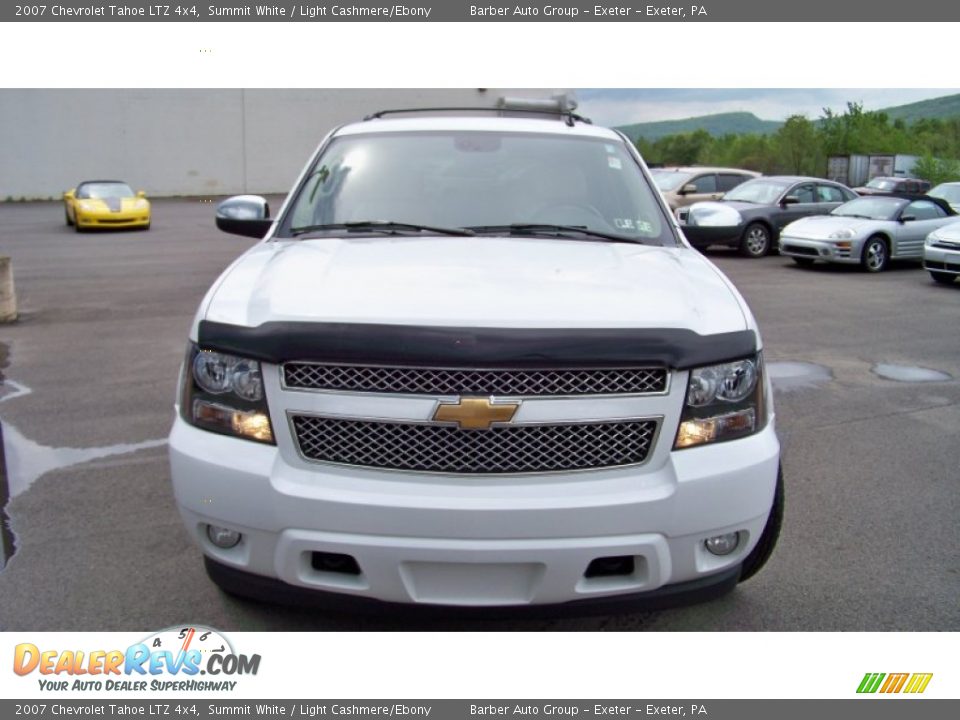 2007 Chevrolet Tahoe LTZ 4x4 Summit White / Light Cashmere/Ebony Photo #2
