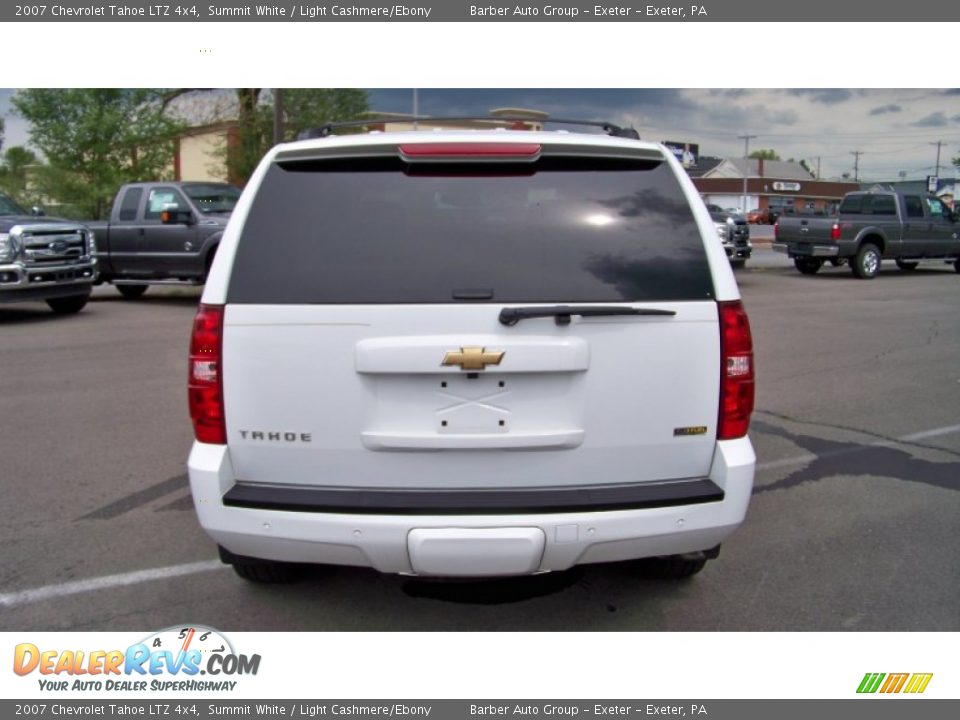 2007 Chevrolet Tahoe LTZ 4x4 Summit White / Light Cashmere/Ebony Photo #6
