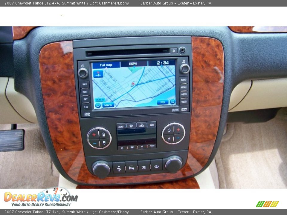 2007 Chevrolet Tahoe LTZ 4x4 Summit White / Light Cashmere/Ebony Photo #15
