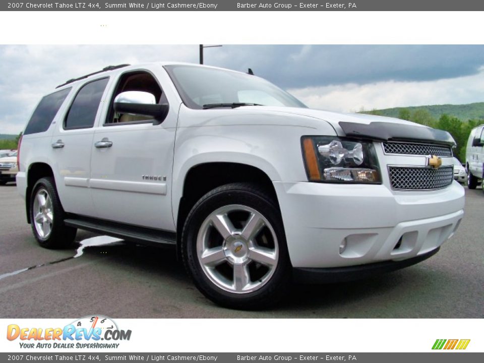 2007 Chevrolet Tahoe LTZ 4x4 Summit White / Light Cashmere/Ebony Photo #29