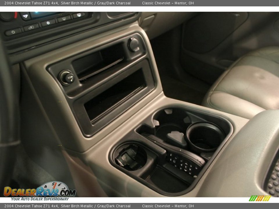 2004 Chevrolet Tahoe Z71 4x4 Silver Birch Metallic / Gray/Dark Charcoal Photo #13