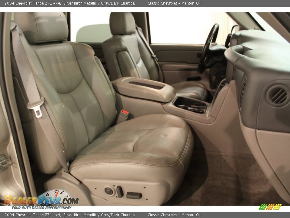 2004 Chevrolet Tahoe Z71 4x4 Silver Birch Metallic / Gray/Dark Charcoal Photo #14