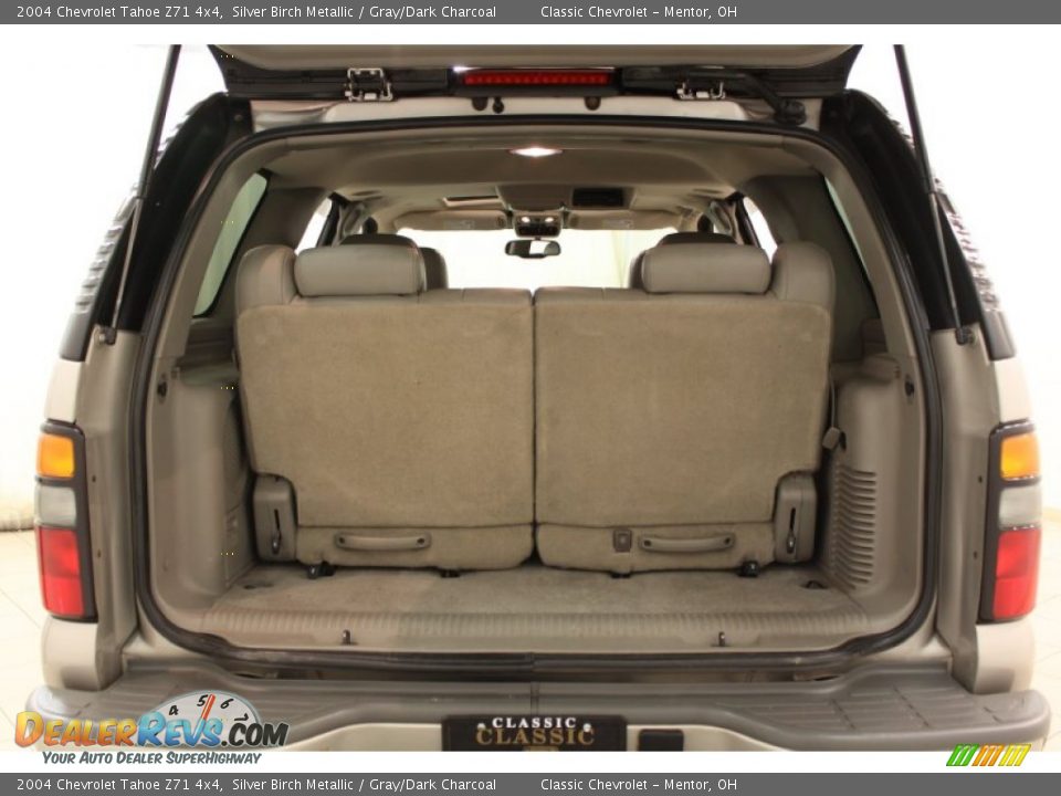 2004 Chevrolet Tahoe Z71 4x4 Silver Birch Metallic / Gray/Dark Charcoal Photo #19