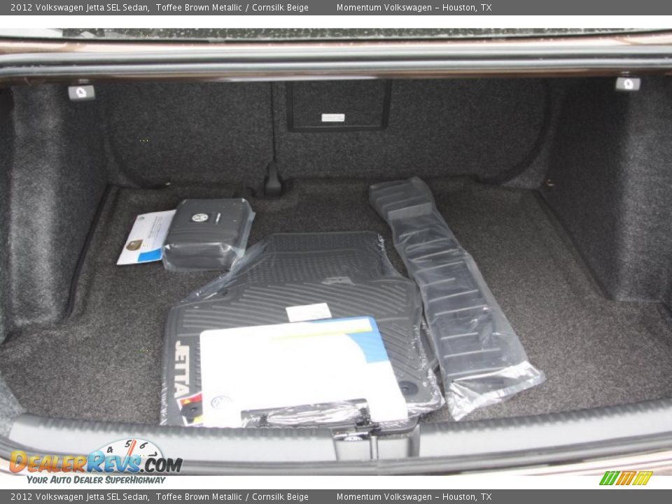 2012 Volkswagen Jetta SEL Sedan Toffee Brown Metallic / Cornsilk Beige Photo #20