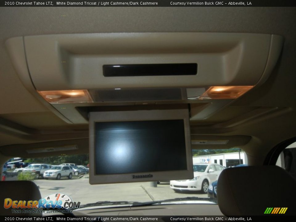 2010 Chevrolet Tahoe LTZ White Diamond Tricoat / Light Cashmere/Dark Cashmere Photo #12