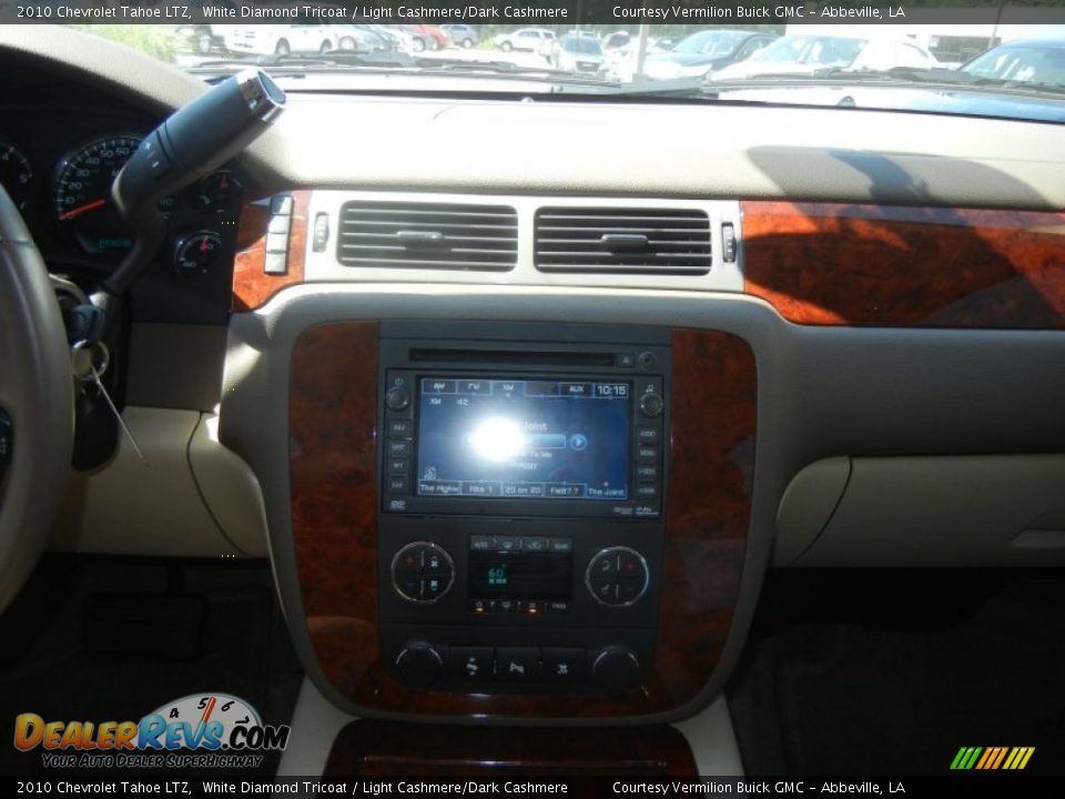 2010 Chevrolet Tahoe LTZ White Diamond Tricoat / Light Cashmere/Dark Cashmere Photo #17
