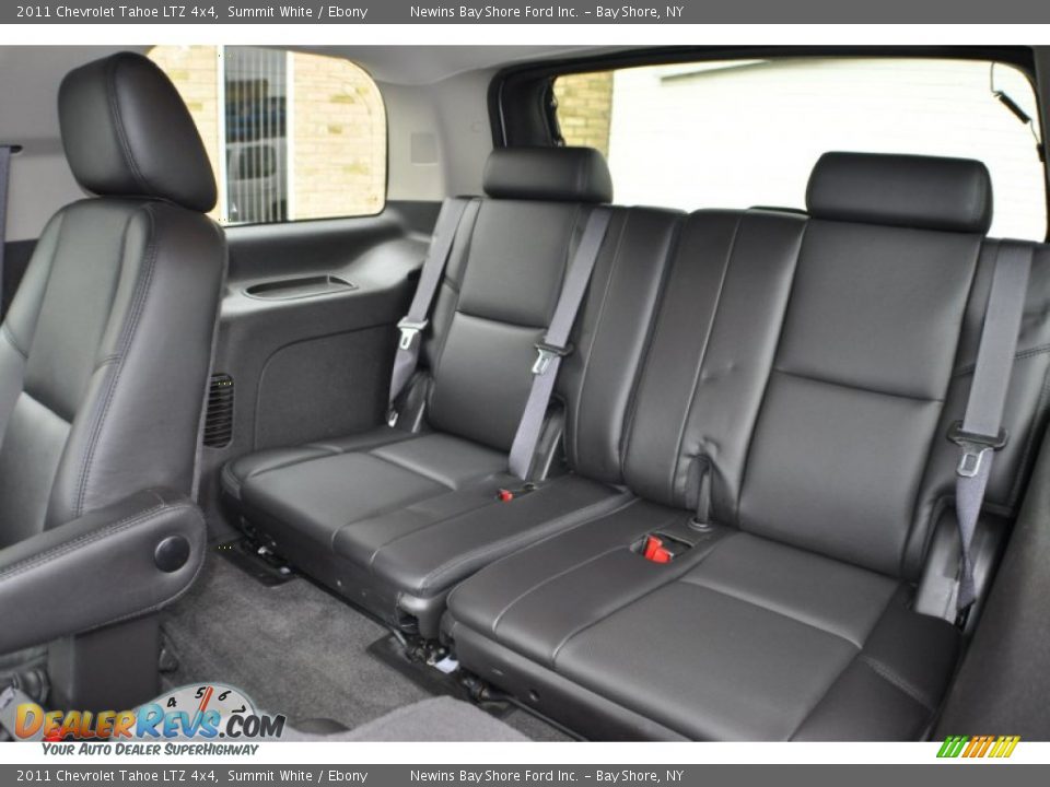 2011 Chevrolet Tahoe LTZ 4x4 Summit White / Ebony Photo #17