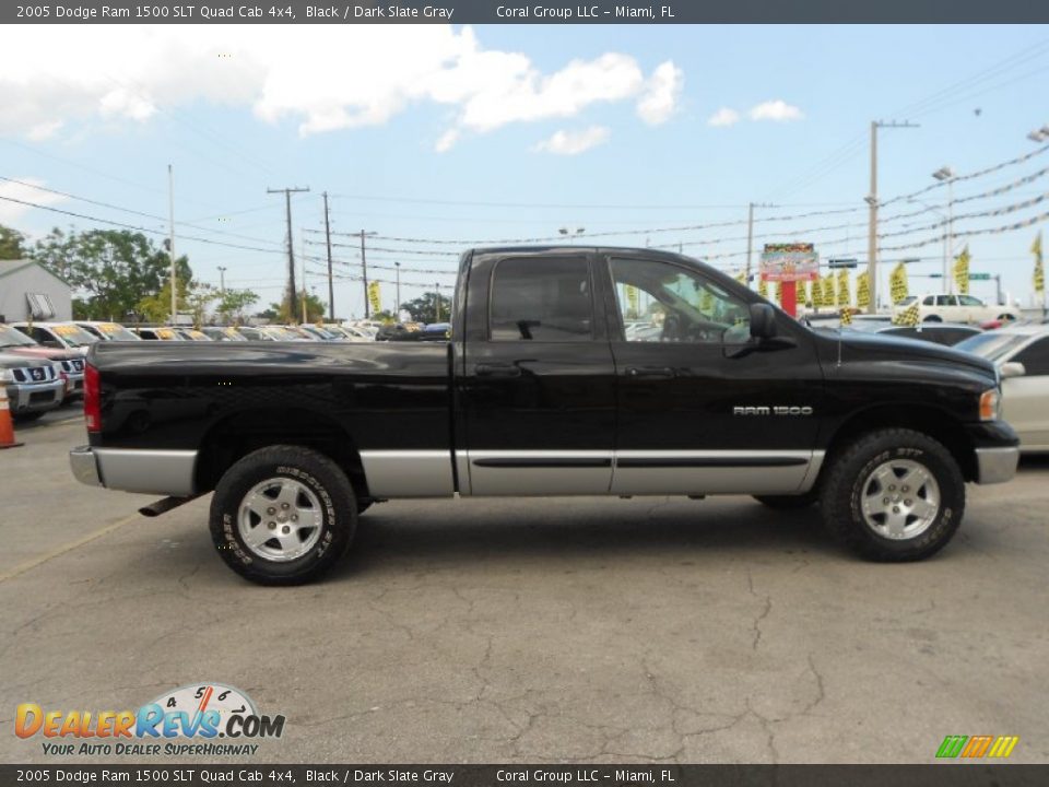2005 Dodge Ram 1500 SLT Quad Cab 4x4 Black / Dark Slate Gray Photo #5