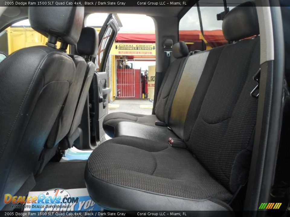 2005 Dodge Ram 1500 SLT Quad Cab 4x4 Black / Dark Slate Gray Photo #14