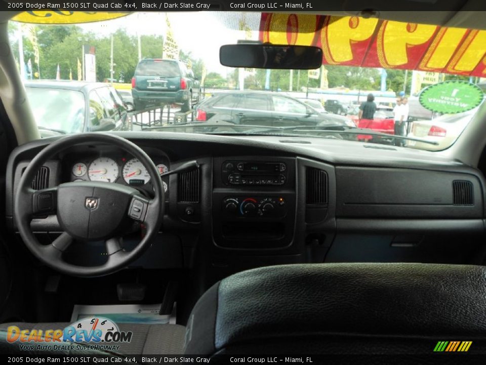 2005 Dodge Ram 1500 SLT Quad Cab 4x4 Black / Dark Slate Gray Photo #22