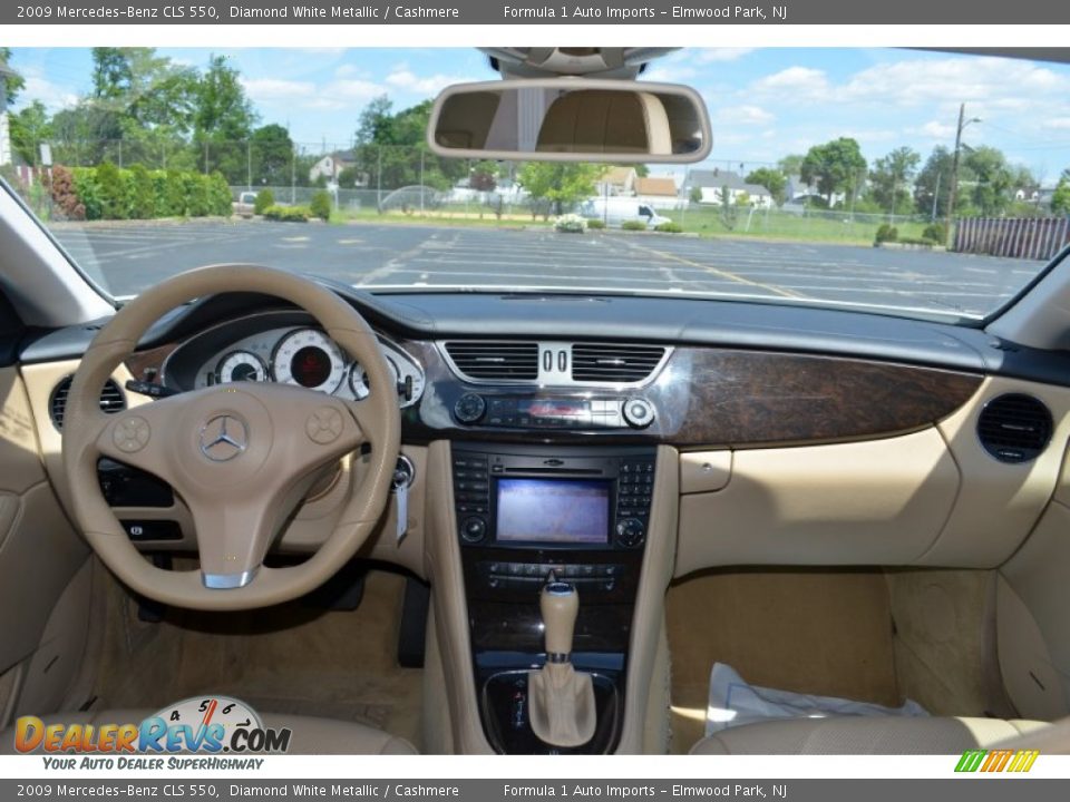 2009 Mercedes-Benz CLS 550 Diamond White Metallic / Cashmere Photo #5