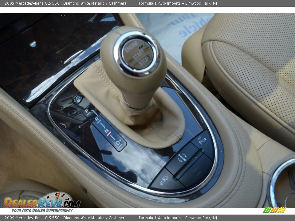 2009 Mercedes-Benz CLS 550 Diamond White Metallic / Cashmere Photo #19