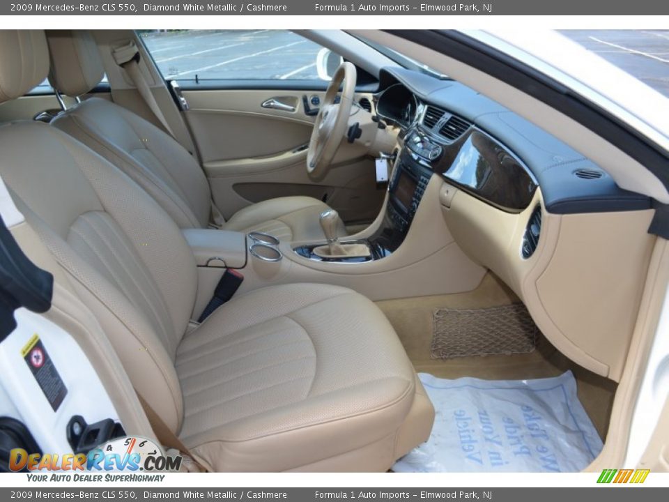 2009 Mercedes-Benz CLS 550 Diamond White Metallic / Cashmere Photo #21