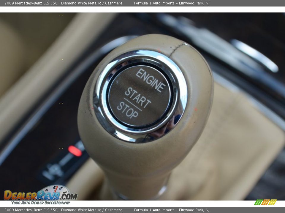 2009 Mercedes-Benz CLS 550 Diamond White Metallic / Cashmere Photo #24