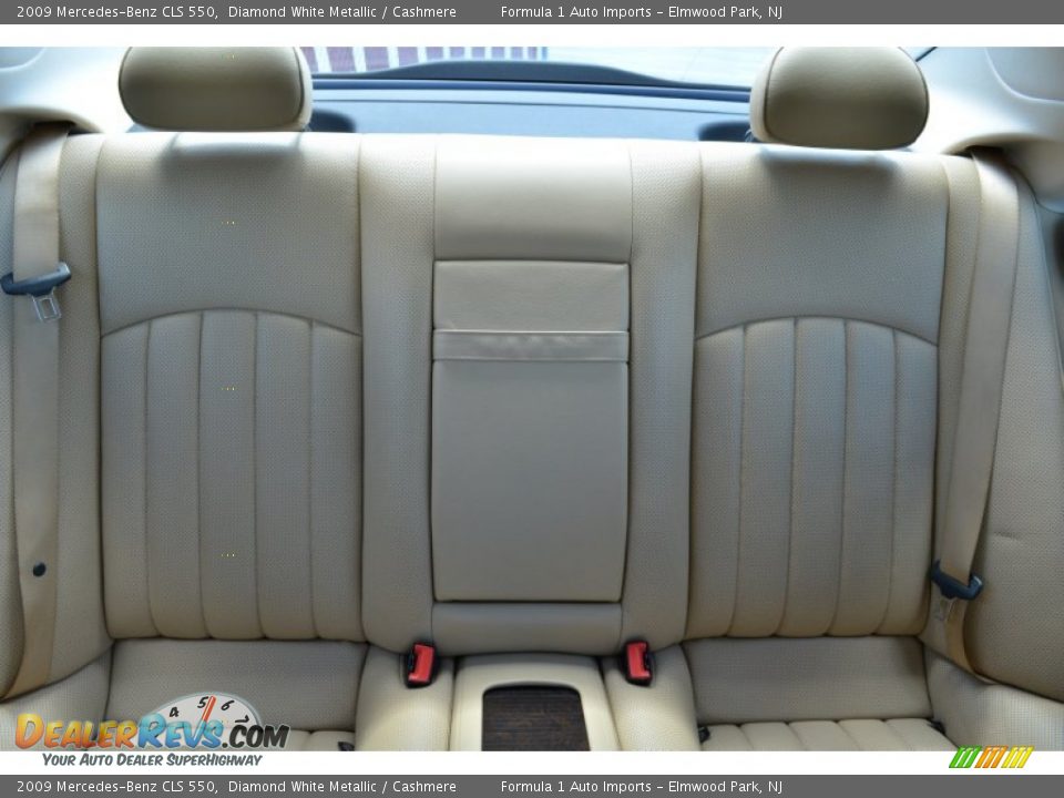 2009 Mercedes-Benz CLS 550 Diamond White Metallic / Cashmere Photo #25