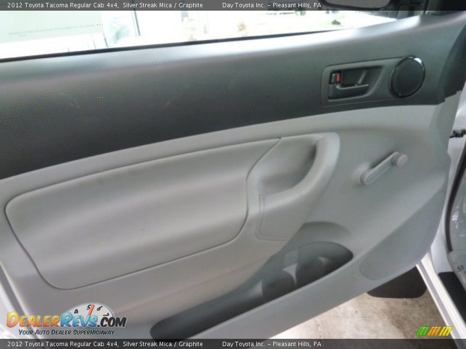 2012 Toyota Tacoma Regular Cab 4x4 Silver Streak Mica / Graphite Photo #11