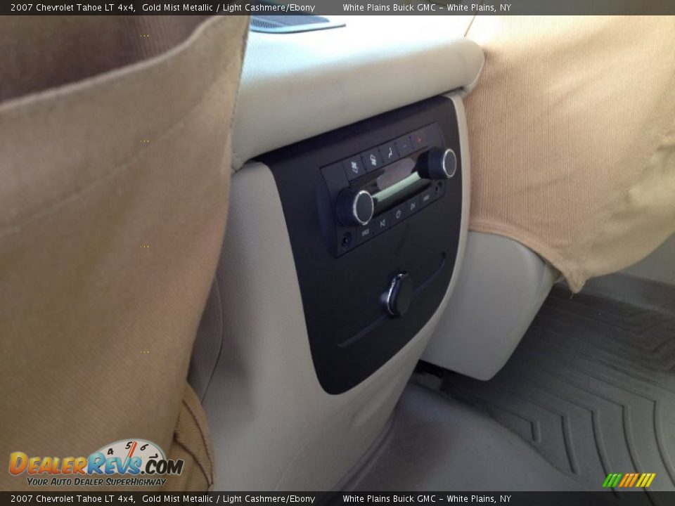 2007 Chevrolet Tahoe LT 4x4 Gold Mist Metallic / Light Cashmere/Ebony Photo #11