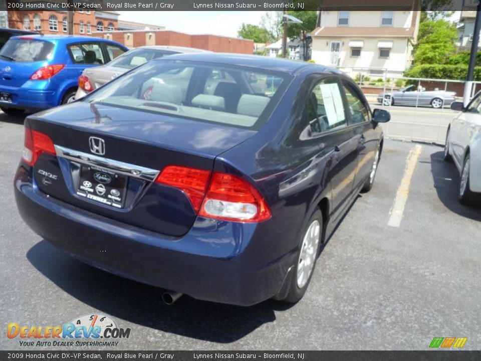 2009 Honda Civic DX-VP Sedan Royal Blue Pearl / Gray Photo #3