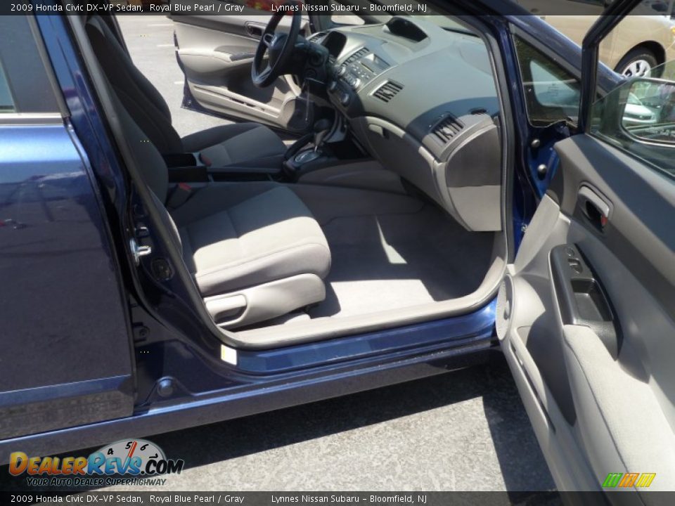 2009 Honda Civic DX-VP Sedan Royal Blue Pearl / Gray Photo #10