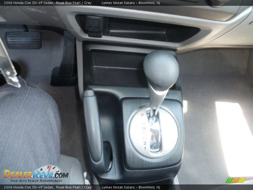 2009 Honda Civic DX-VP Sedan Royal Blue Pearl / Gray Photo #18