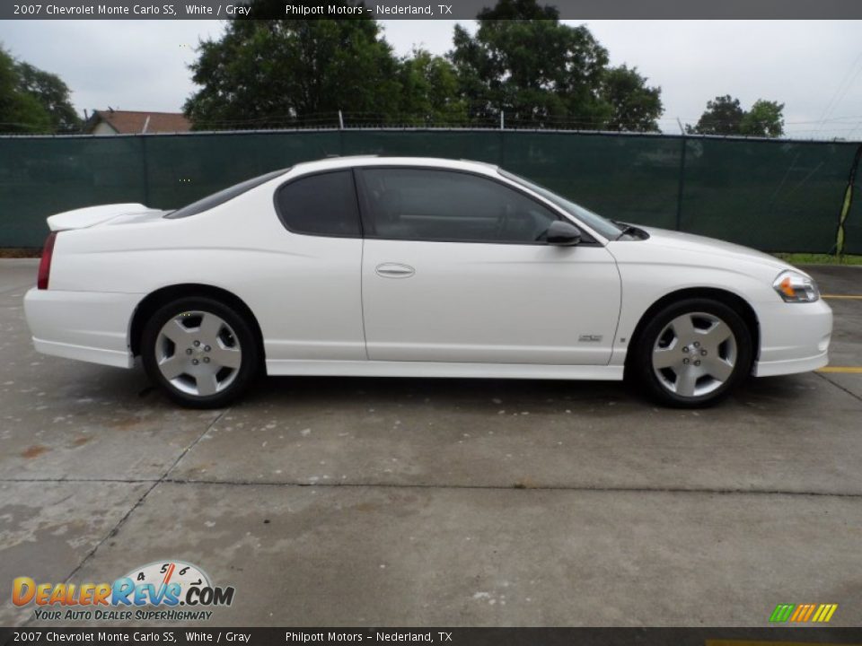 2007 Chevrolet Monte Carlo SS White / Gray Photo #2