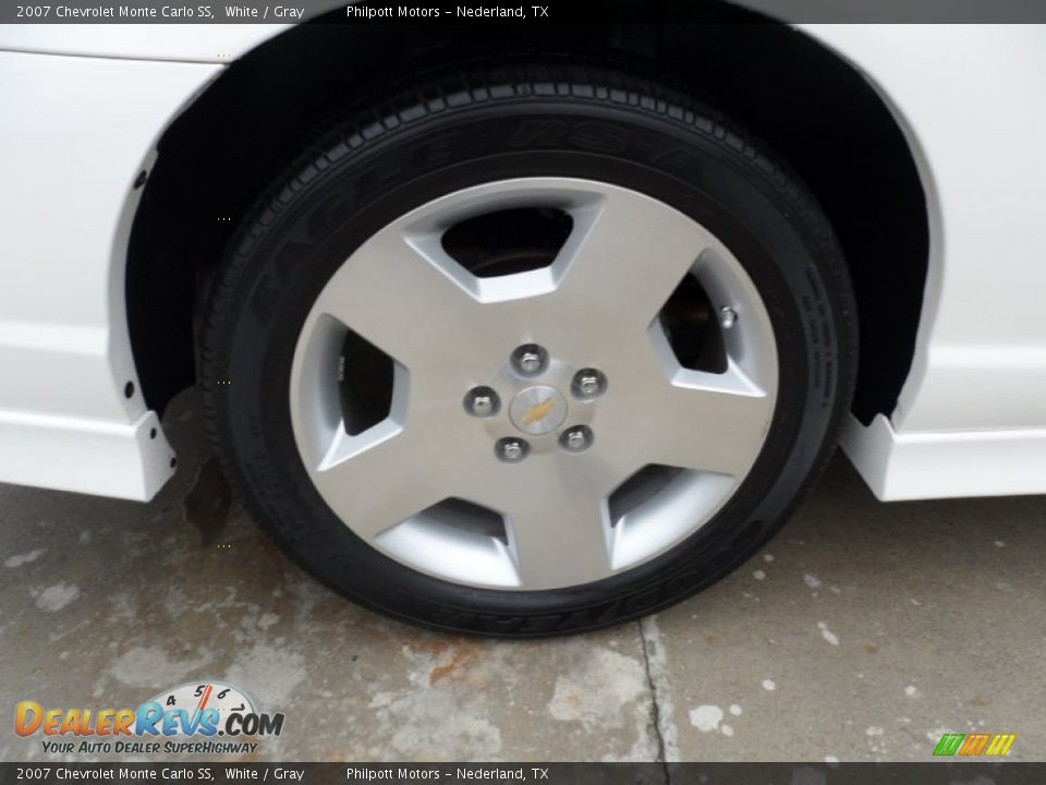2007 Chevrolet Monte Carlo SS White / Gray Photo #14
