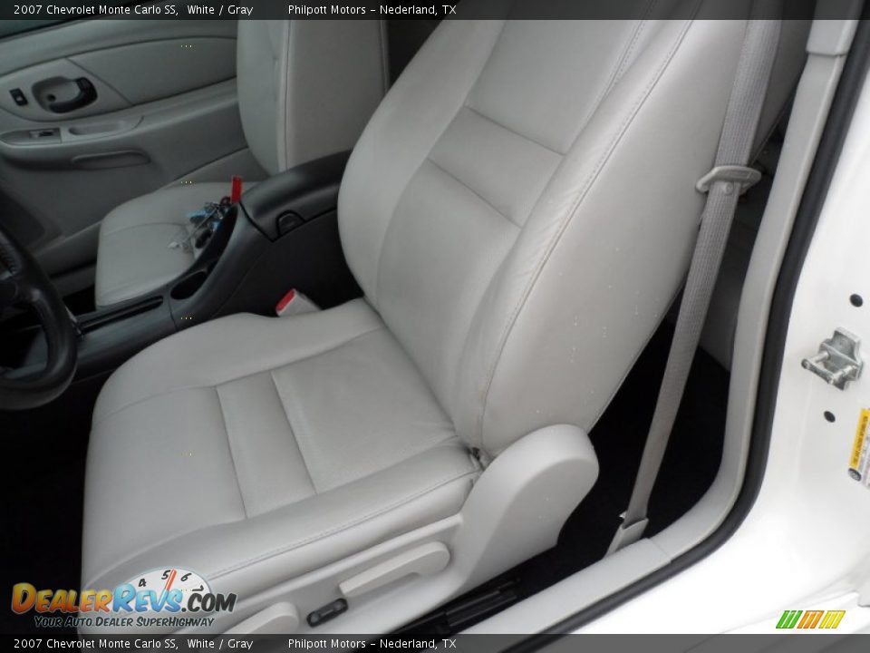 2007 Chevrolet Monte Carlo SS White / Gray Photo #23