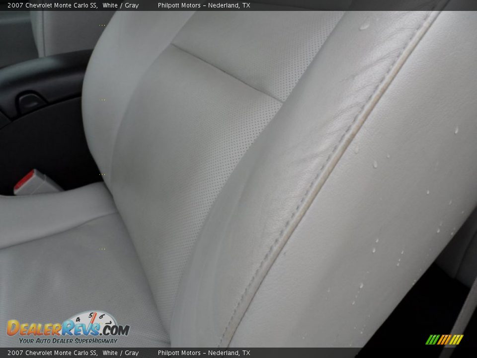 2007 Chevrolet Monte Carlo SS White / Gray Photo #25